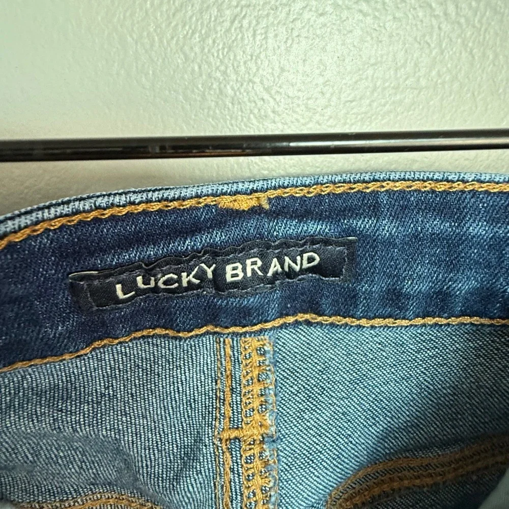 Lucky Brand Mid Rise Sweet Straight Leg Jeans Women's 27x32 Dark Wash Denim - Picture 4 of 9